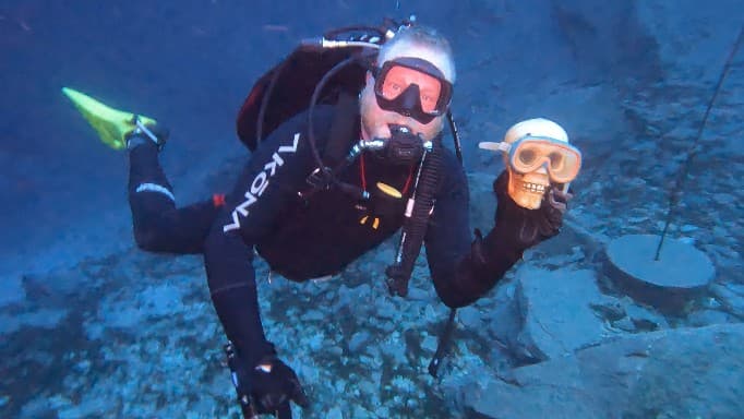 Michael Bricker scuba diving